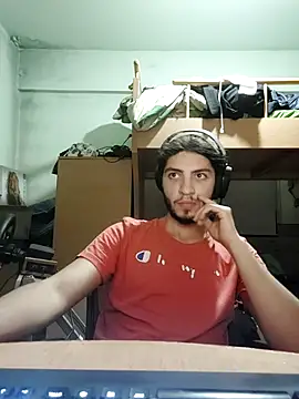 kleineid77 online show from October 31, 8:12 pm