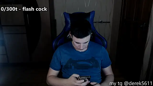 Snapshot of bigmark033 chatting on October 12, 6:13 pm bigmark033 online show from October 12, 6:13 pm