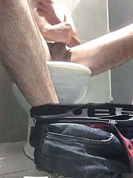 Snapshot of Babyhotbad chatting on February 12, 11:20 pm Babyhotbad online show from February 12, 11:20 pm