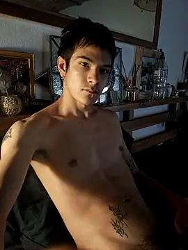 LYZBORNHD online show from January 7, 3:11 pm