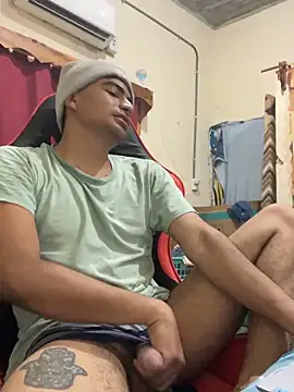 yObal-hot online show from April 7, 8:09 pm