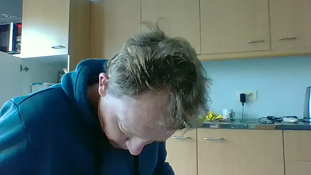 bertolini online show from March 30, 3:57 pm