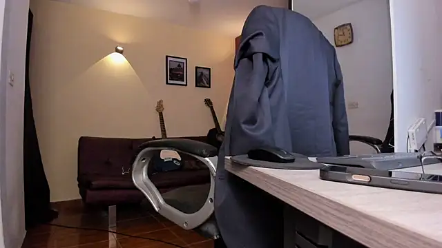 thesexlawyer1 online show from April 11, 7:45 am