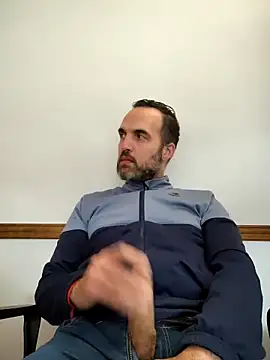 leon3875 online show from October 31, 3:26 pm