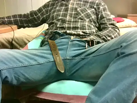 Giulio35 Pika online show from March 7, 6:00 am