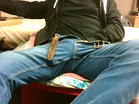 Giulio35 Pika online show from February 15, 4:37 pm