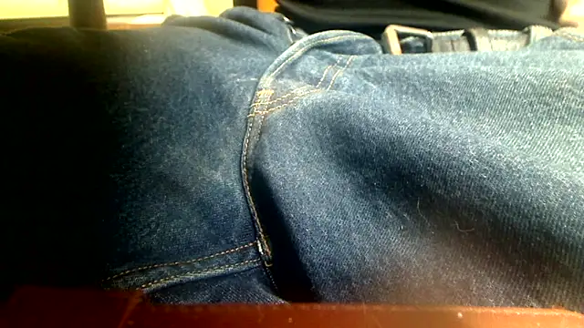 markluvskitty online show from February 11, 3:17 pm