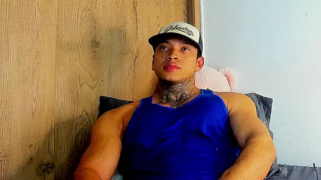 Stiven collins online show from November 2, 6:06 am