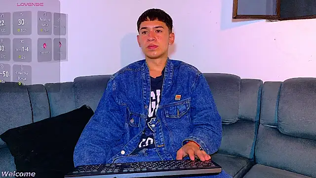 Mr daren  online show from March 23, 6:47 pm