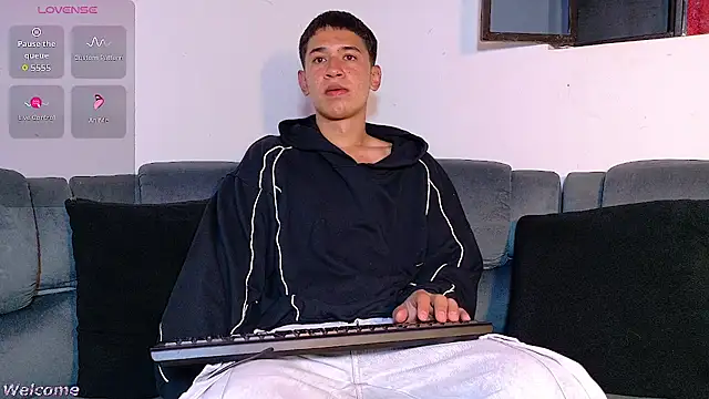 Mr daren  online show from February 16, 6:06 pm