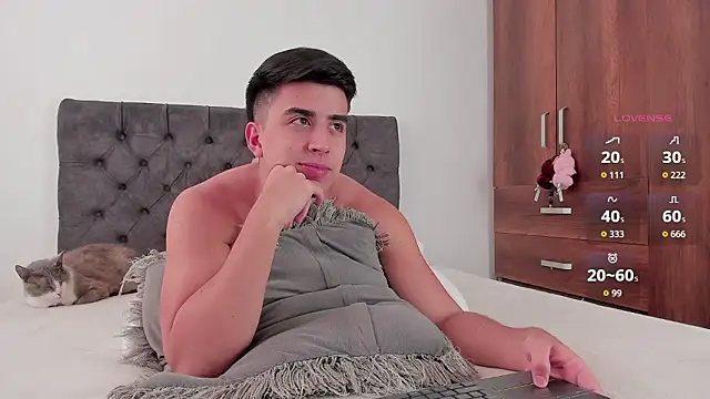 jordanmuskk online show from March 24, 8:35 pm