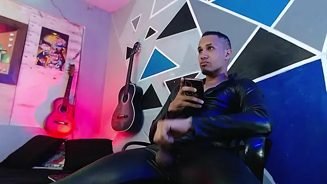 MagnusFrost online show from January 10, 8:11 pm