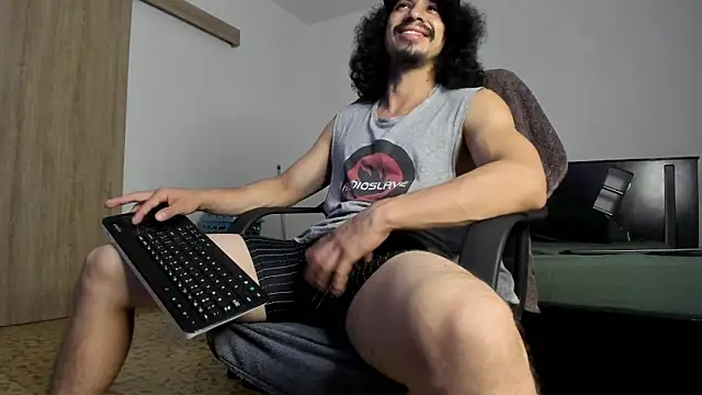 TristanWoods online show from June 1, 7:58 pm