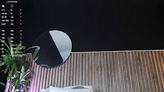 Snapshot of DilanJonnes_ chatting on December 12, 10:52 pm DilanJonnes online show from December 12, 10:52 pm