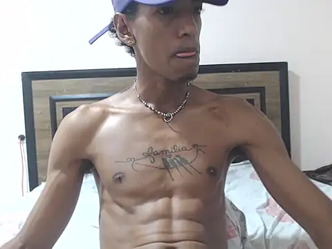 AlbertBigCock online show from November 16, 8:49 am