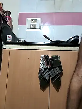 Snapshot of cuckhair chatting on January 16, 5:42 am cuckhair online show from January 16, 5:42 am