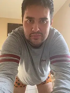 Bryan Steel17 online show from February 10, 8:00 pm