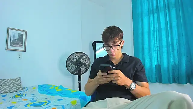 AlessandroDybala online show from March 8, 12:31 pm