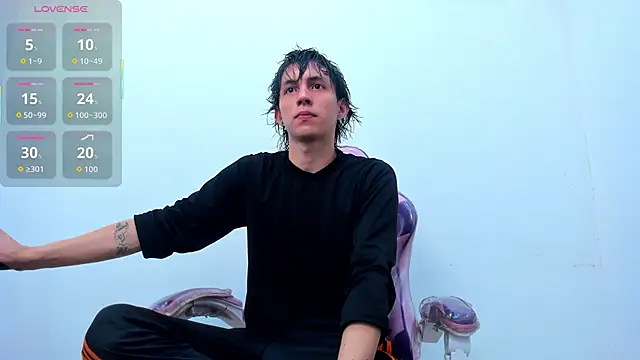 Snapshot of JeanRam18 chatting on October 29, 6:55 pm JeanRam18 online show from October 29, 6:55 pm