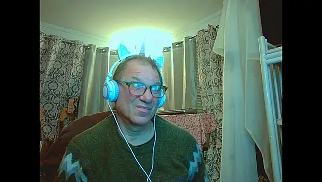 coryassman online show from March 28, 11:32 am