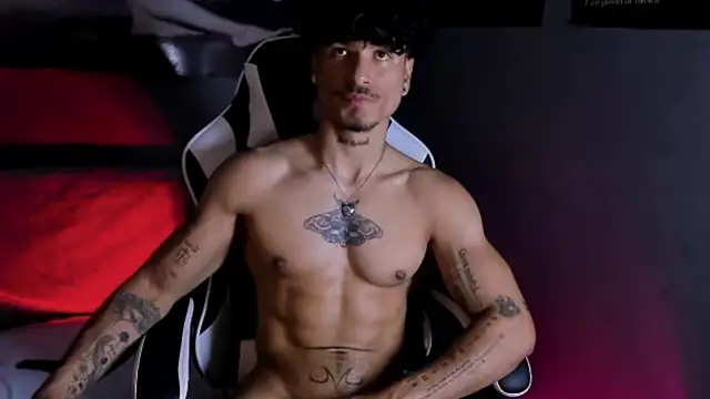 Thomas Fit1 online show from April 15, 4:56 am