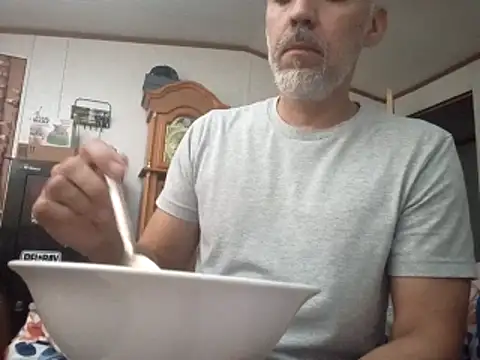 Xoc8  online show from March 11, 4:25 pm