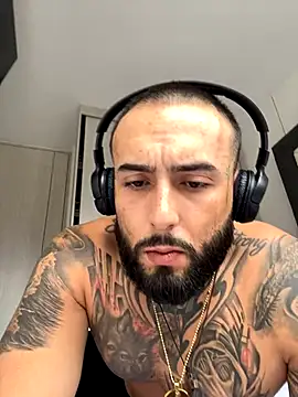 alito998 online show from December 18, 7:10 pm