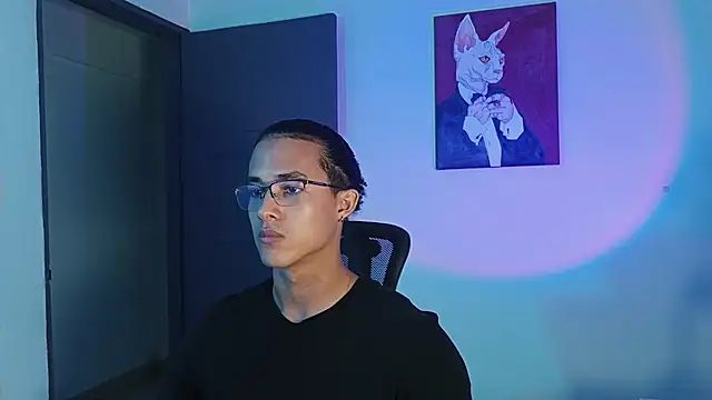 alejo x3 online show from February 25, 10:55 pm