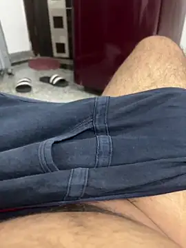 urloverguy online show from May 18, 5:06 pm