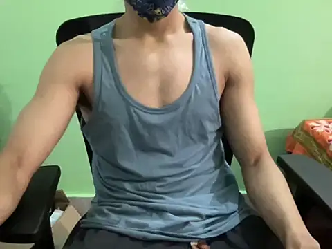 Snapshot of hot_asian_boy chatting on January 4, 9:21 am hot asian boy online show from January 4, 9:21 am