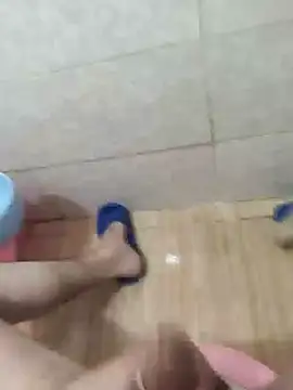 ssikerek23 online show from April 7, 9:15 pm