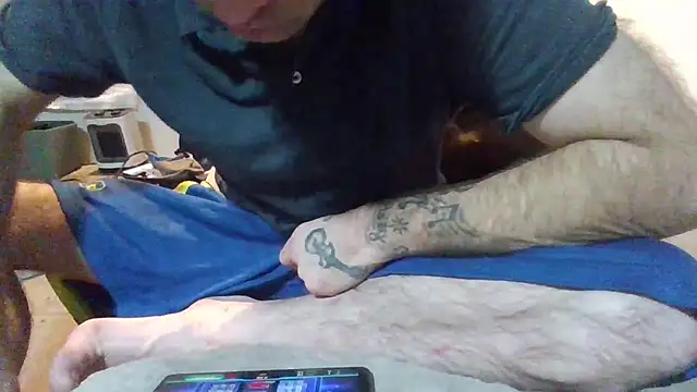 jaxx12369 online show from December 19, 6:10 am