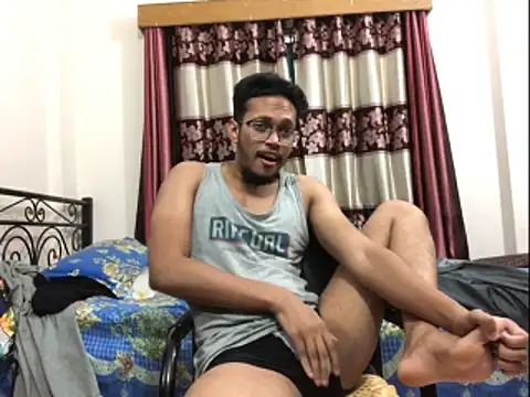 Zeuhorny online show from June 8, 7:37 pm