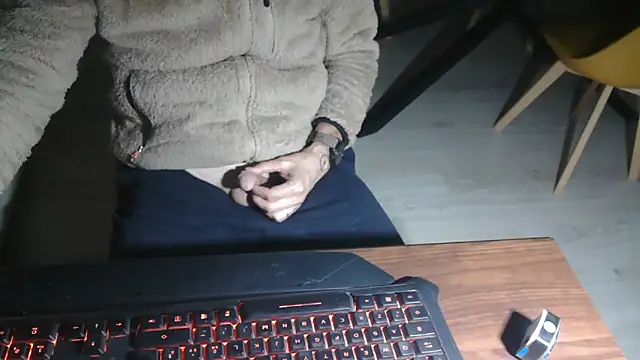 Adri gard online show from March 10, 9:43 pm