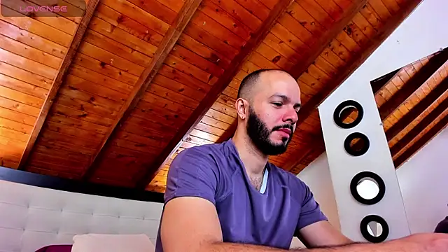 Tom Bailey online show from December 5, 12:56 pm