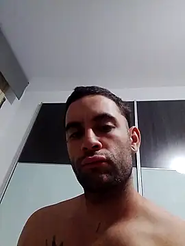 bearguy998 online show from September 22, 12:33 am