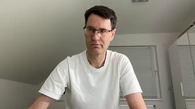 zxzx cam1 online show from February 13, 4:34 pm