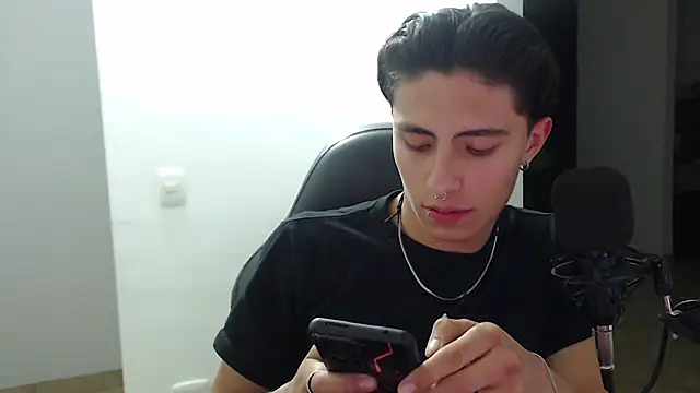 Snapshot of jay_dimarco2 chatting on September 10, 2:21 am jay dimarco2 online show from September 10, 2:21 am