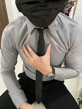 harrylouis1357 online show from January 7, 1:43 pm