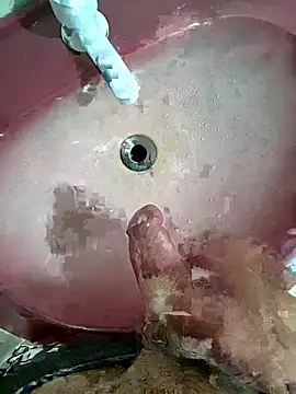 Din0071 online show from February 20, 5:48 pm