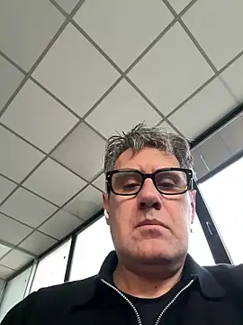 Britmi online show from December 11, 3:11 pm