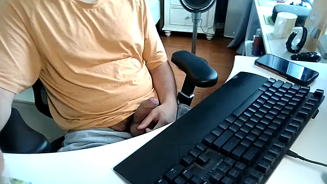 big-pig online show from June 30, 4:35 am
