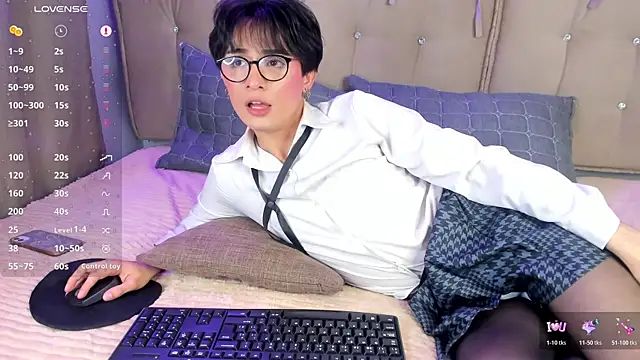 cherryy boy online show from July 8, 10:47 pm