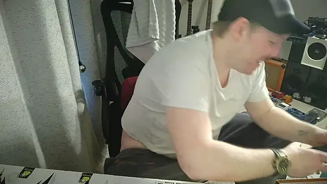 Rock Pierce online show from February 26, 6:42 pm