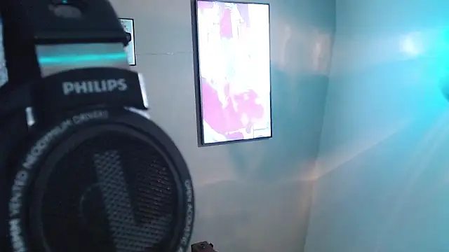 psil0cyb0rg online show from October 9, 3:11 am