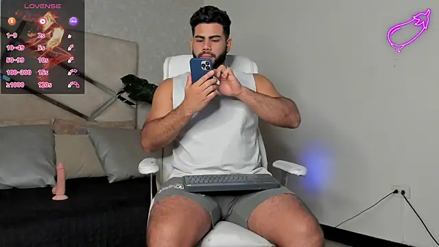 noah crux online show from February 25, 12:34 pm