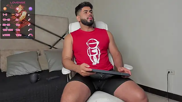 noah crux online show from March 4, 11:51 am