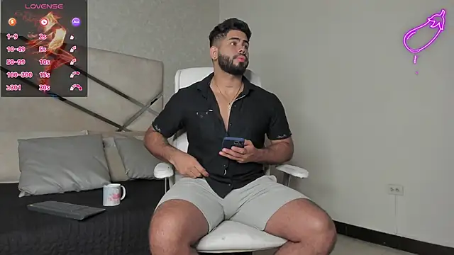 noah crux online show from February 22, 12:40 pm