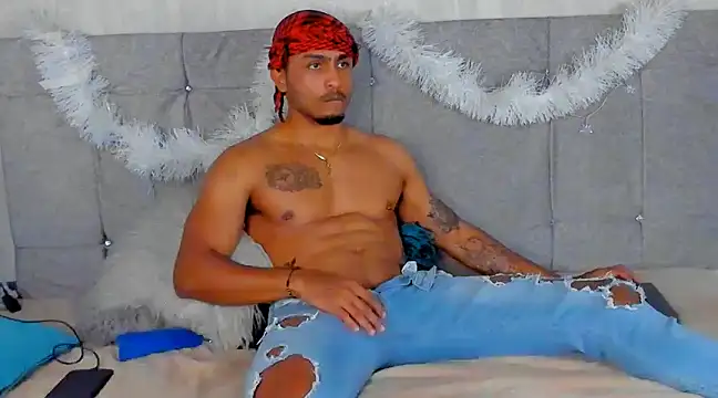 Mateo Reales online show from December 31, 4:06 am