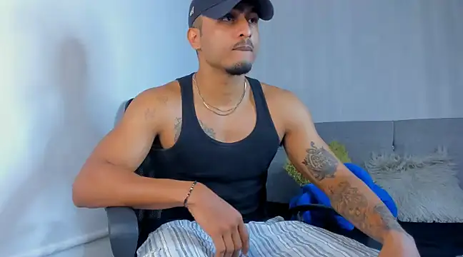 Mateo Reales online show from February 10, 4:08 am